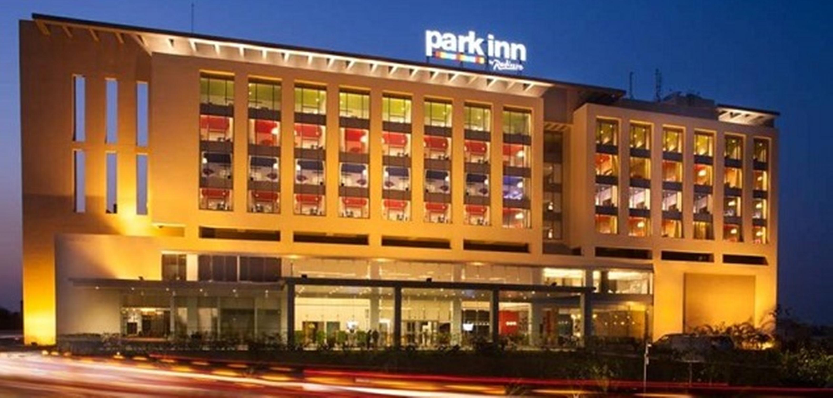 Park Inn By Radisson Gurgaon Bilaspur Manesar Eksteriør billede