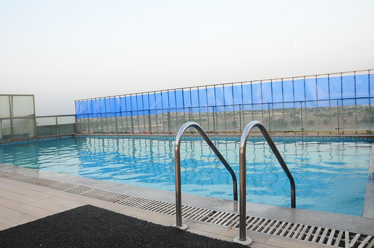 Park Inn By Radisson Gurgaon Bilaspur Manesar Eksteriør billede