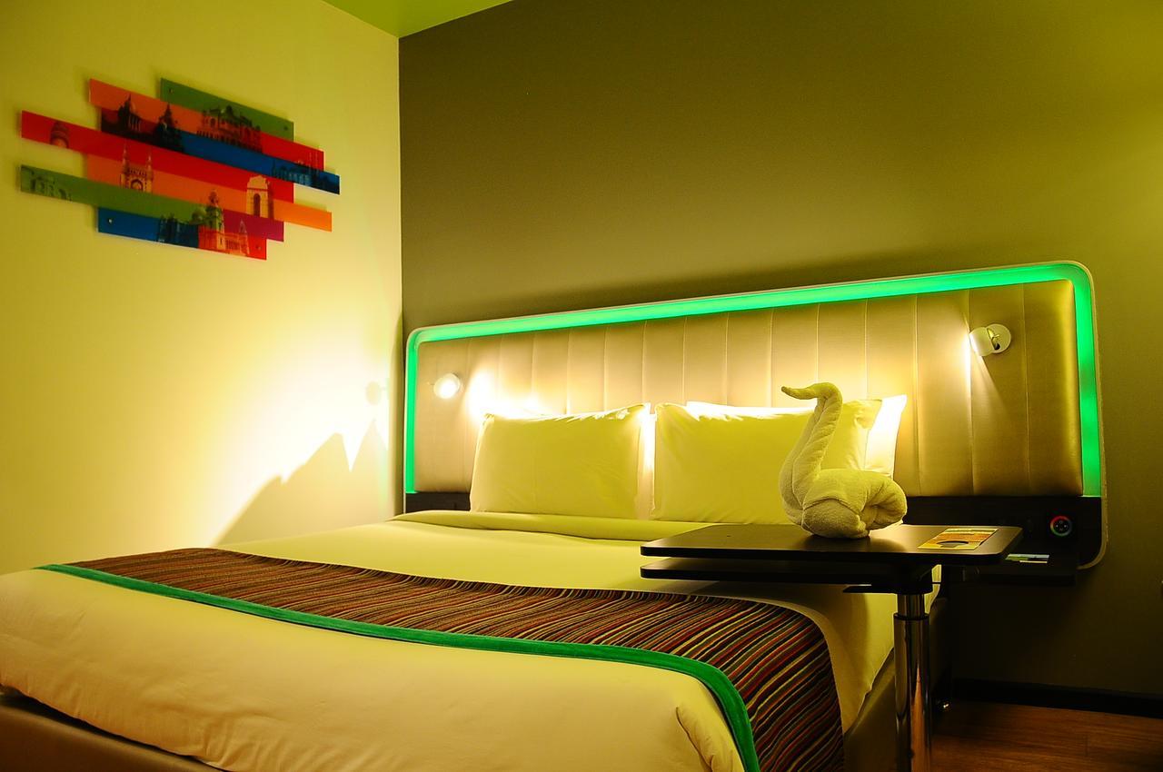 Park Inn By Radisson Gurgaon Bilaspur Manesar Eksteriør billede